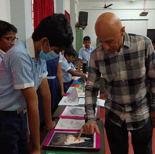 ART FOR PEACE: A CREATIVE INTERACTIVE SESSION WITH CHAWKY FRENN