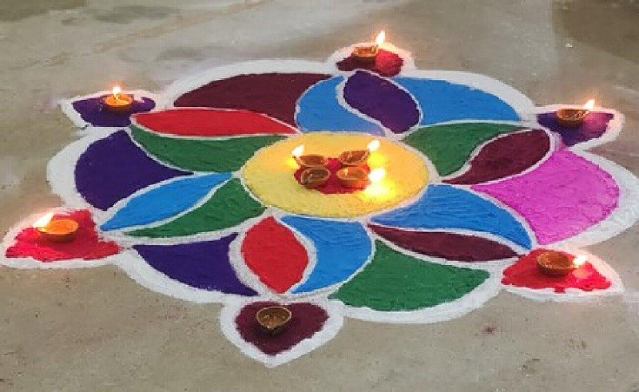 SPARKLING DIWALI DELIGHTS